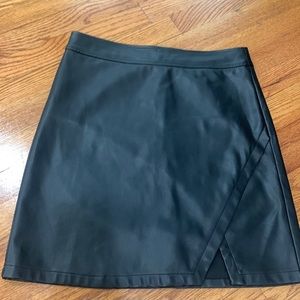 Faux lether skirt